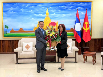 Lao Party Official Meets Cuban Ambassador on LPRP Anniversary
